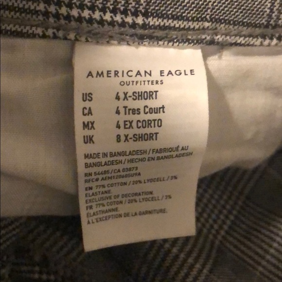 (2/$20) AEO Plaid Jeans - Picture 3 of 4